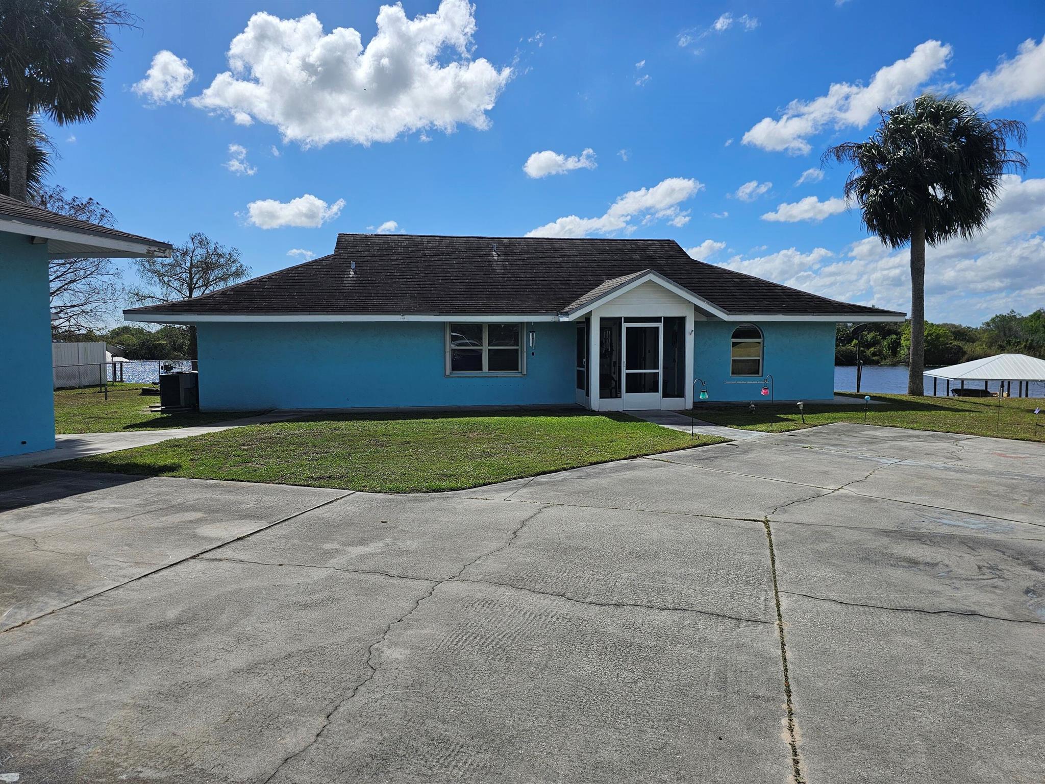 Homes for sale in Okeechobee, FL | 13578 Sw 144Th Parkway, Okeechobee, FL 34974 | MLS# R11075291