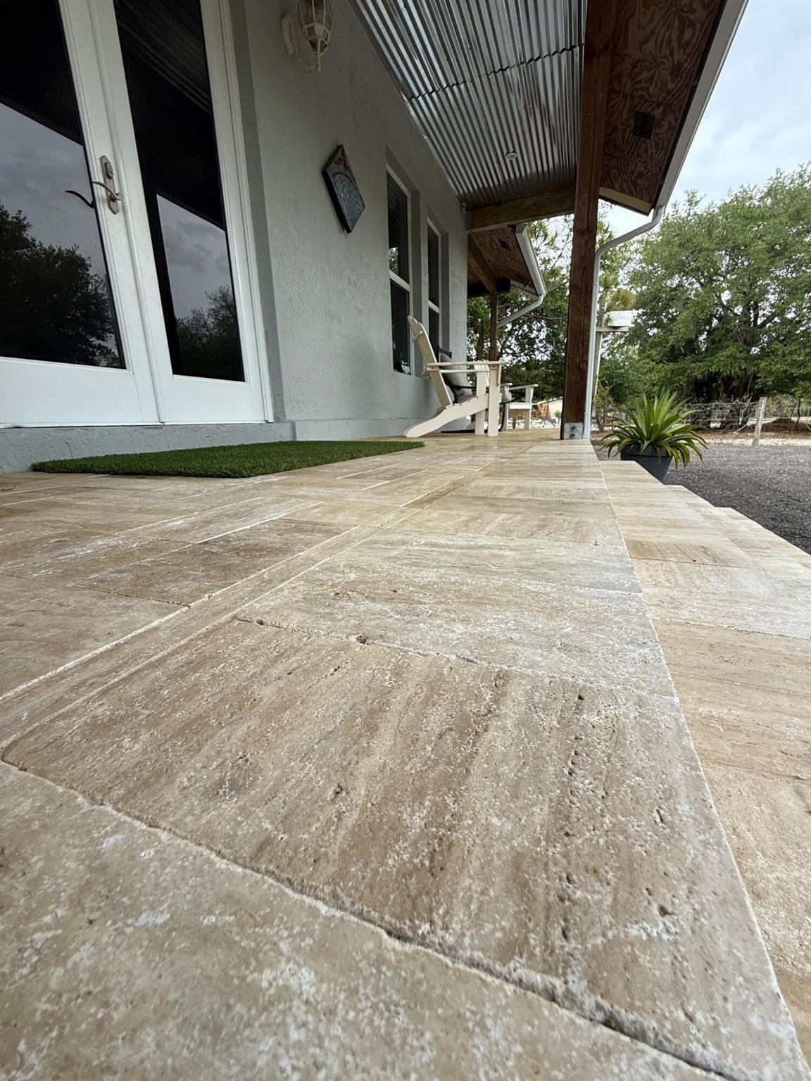 Homes for sale in Clewiston, FL | 140 N Brida Street, Clewiston, FL 33440 | MLS# R11075315