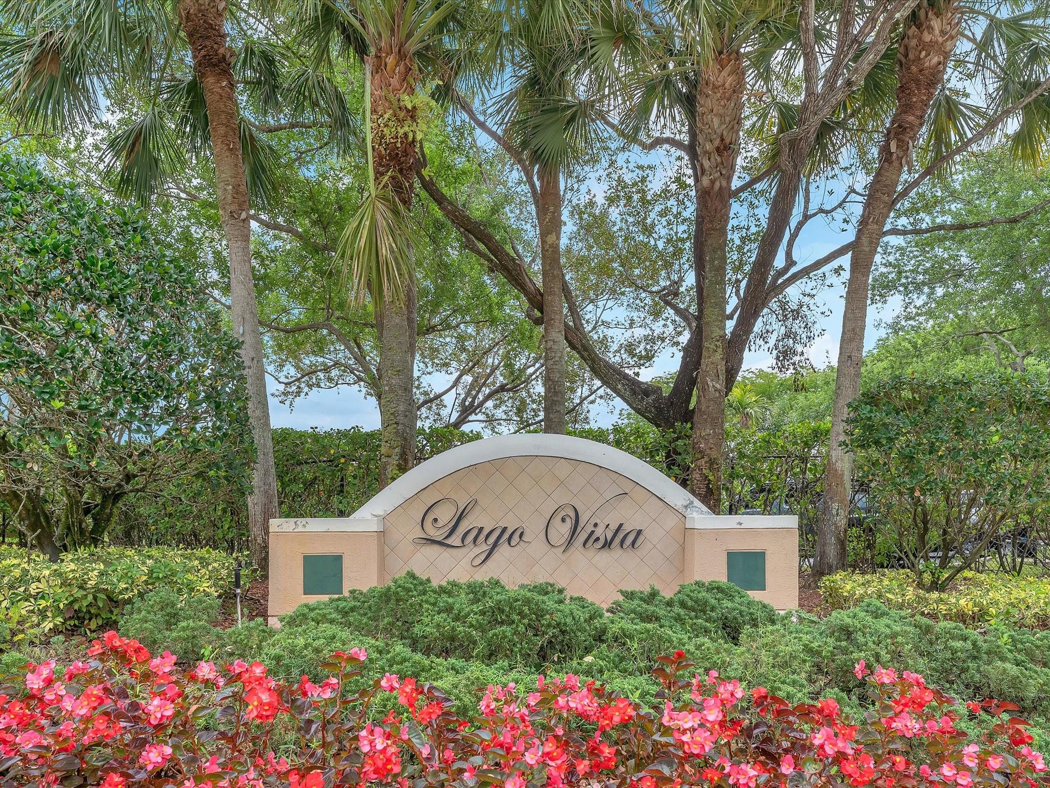 Homes for sale in Coconut Creek, FL | 4776 Lago Vista Dr, Coconut Creek, FL 33073 | MLS# F10494682