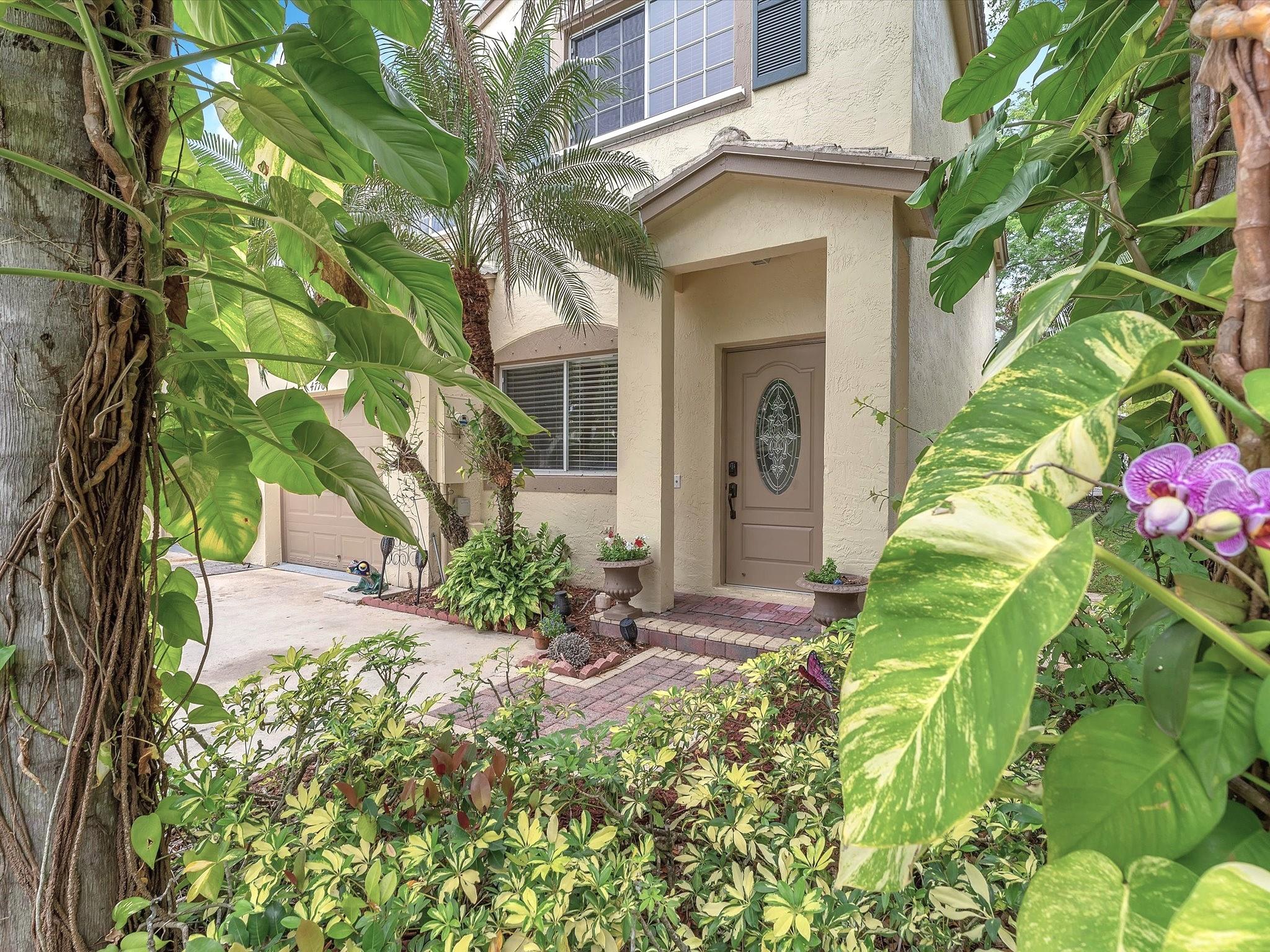 Homes for sale in Coconut Creek, FL | 4776 Lago Vista Dr, Coconut Creek, FL 33073 | MLS# F10494682