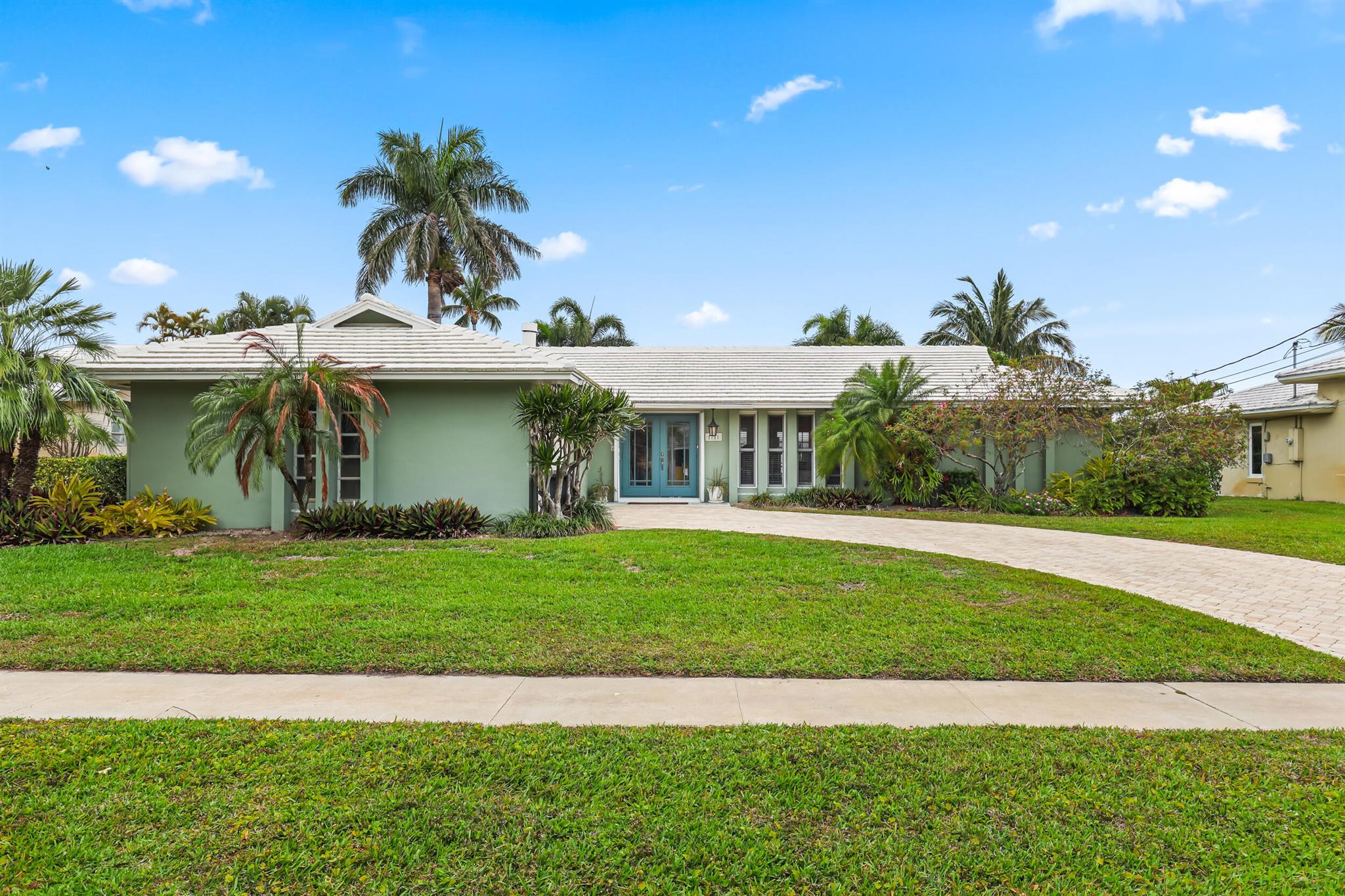 1751 Ardley Road North Palm Beach FL 33408 | R11075484