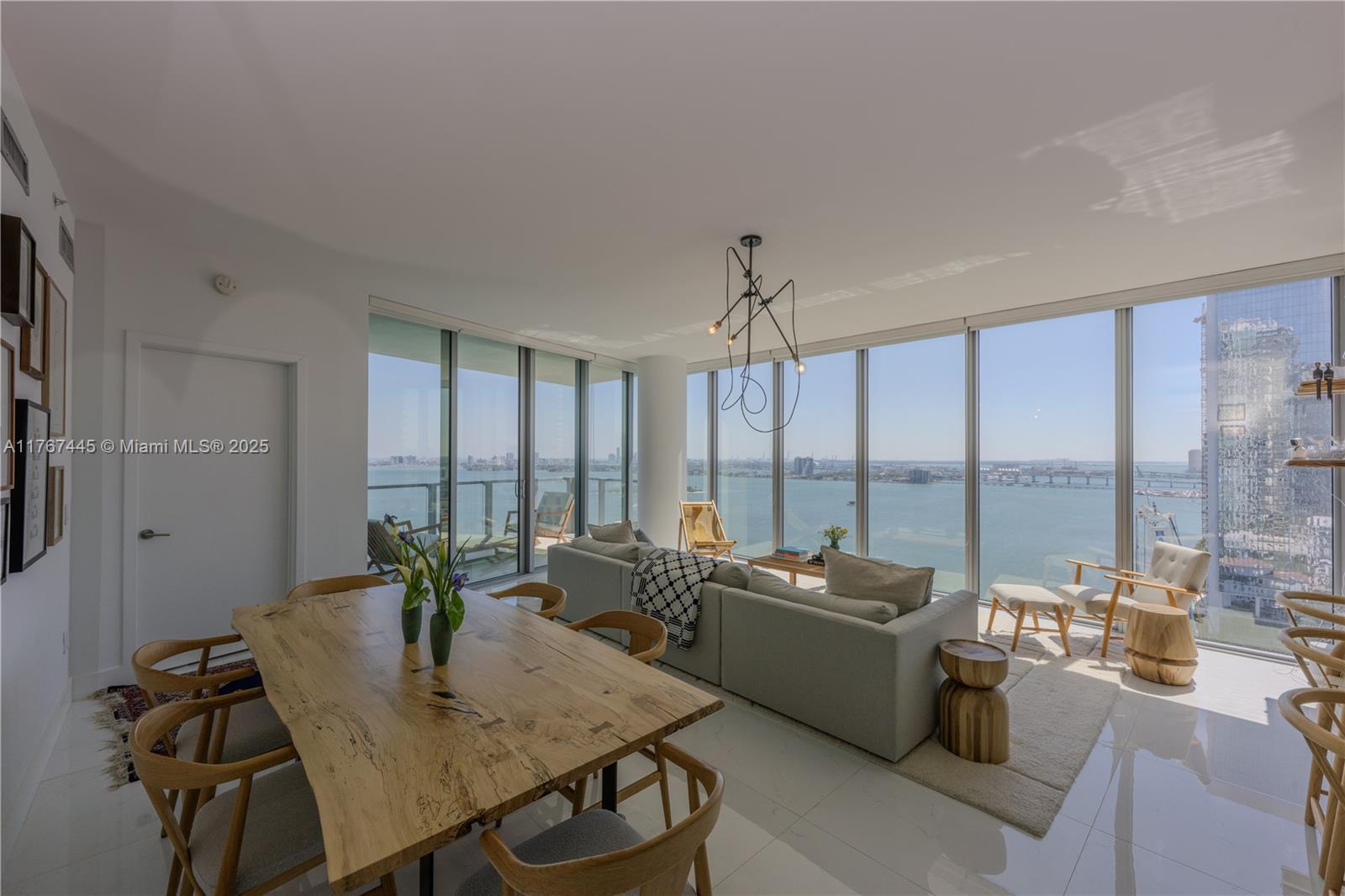 2900 NE 7th Ave #2407, Miami FL 33137