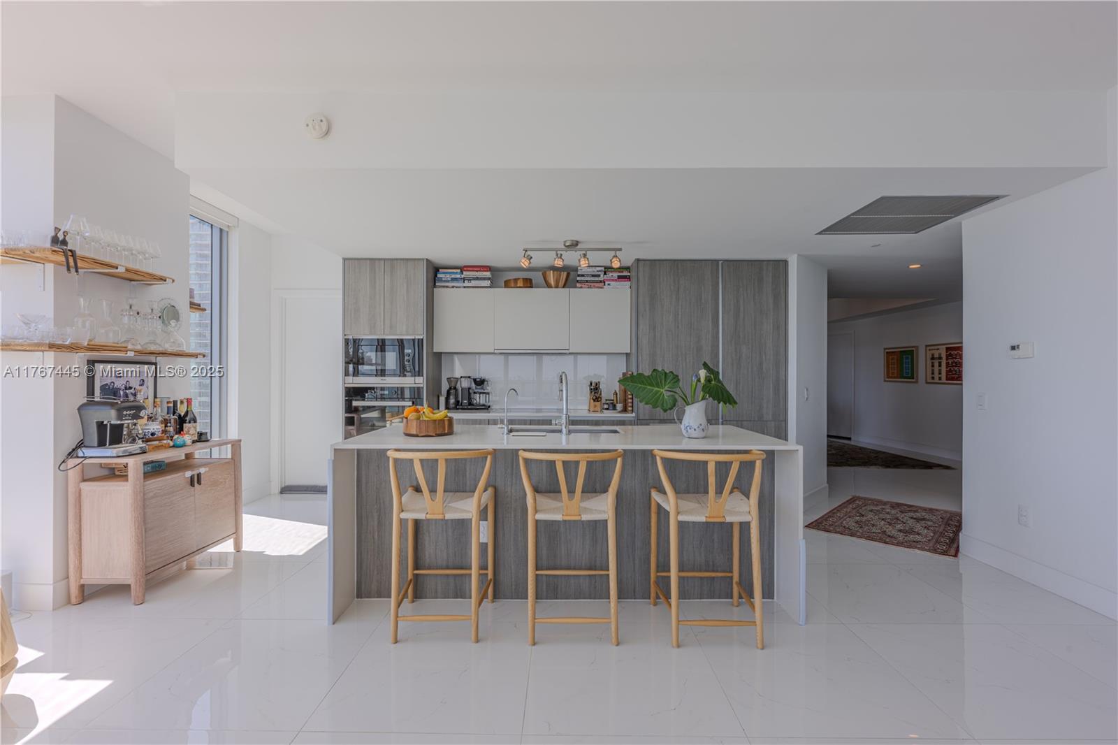 2900 NE 7th Ave #2407, Miami FL 33137