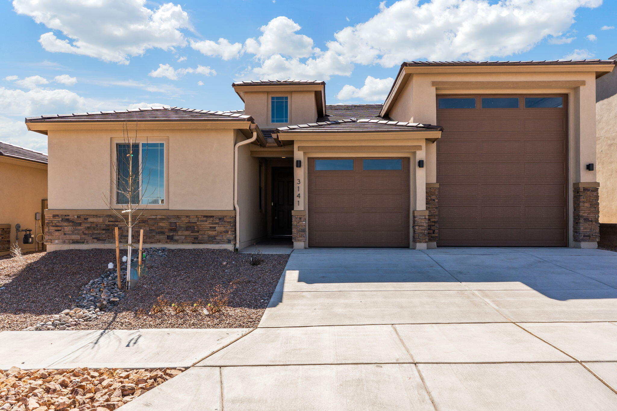 Photo 3 of Single family home for sale at 3141 Wolf Tail Loop Ne, Rio Rancho, NM 87144 | MLS# 1080836 | Listing updated on 2026-09-17