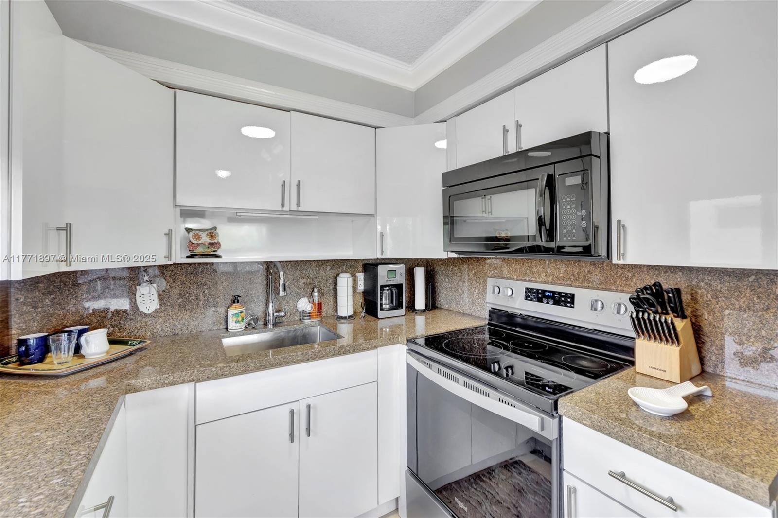 Rolen Lake Gardens Co-Op