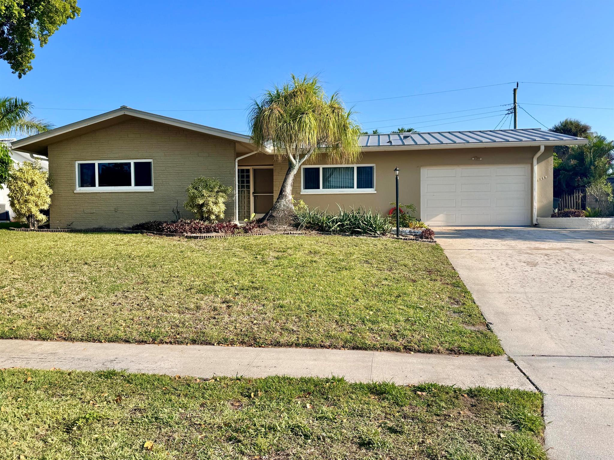 1284 Sw 9th Street Boca Raton FL 33486 | R11075634