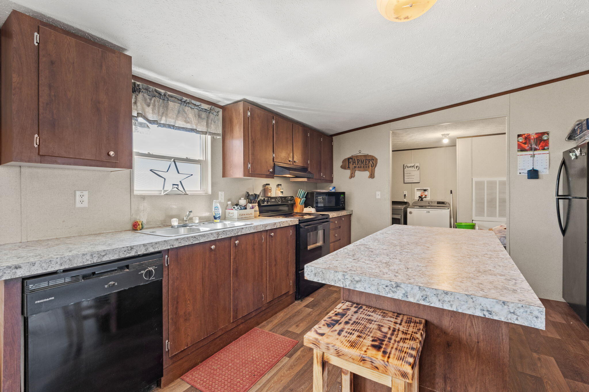 Homes for sale in Moriarty, NM | 237 Madrid Ave, Moriarty, NM 87035 | MLS# 1080882