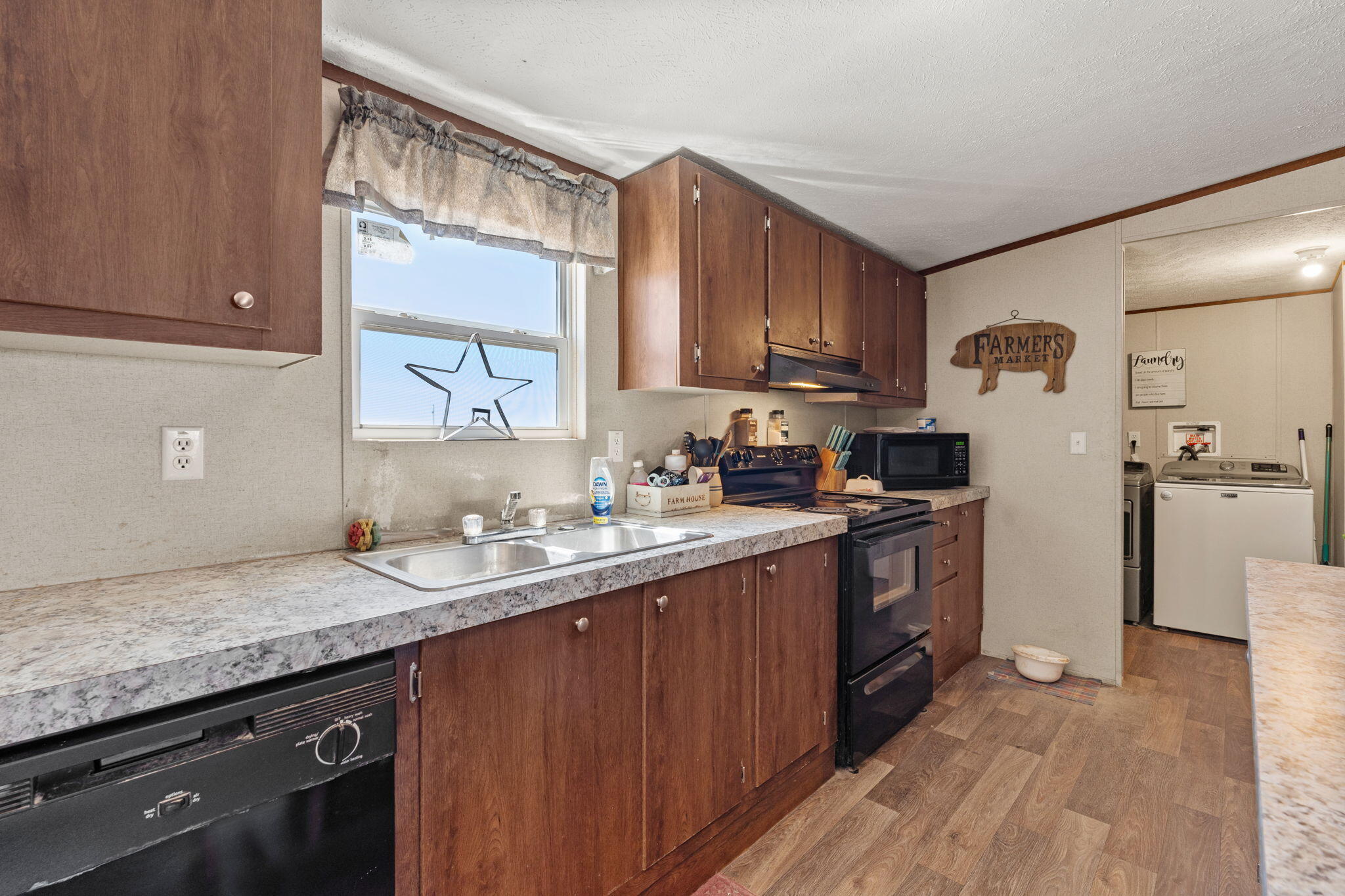 Homes for sale in Moriarty, NM | 237 Madrid Ave, Moriarty, NM 87035 | MLS# 1080882