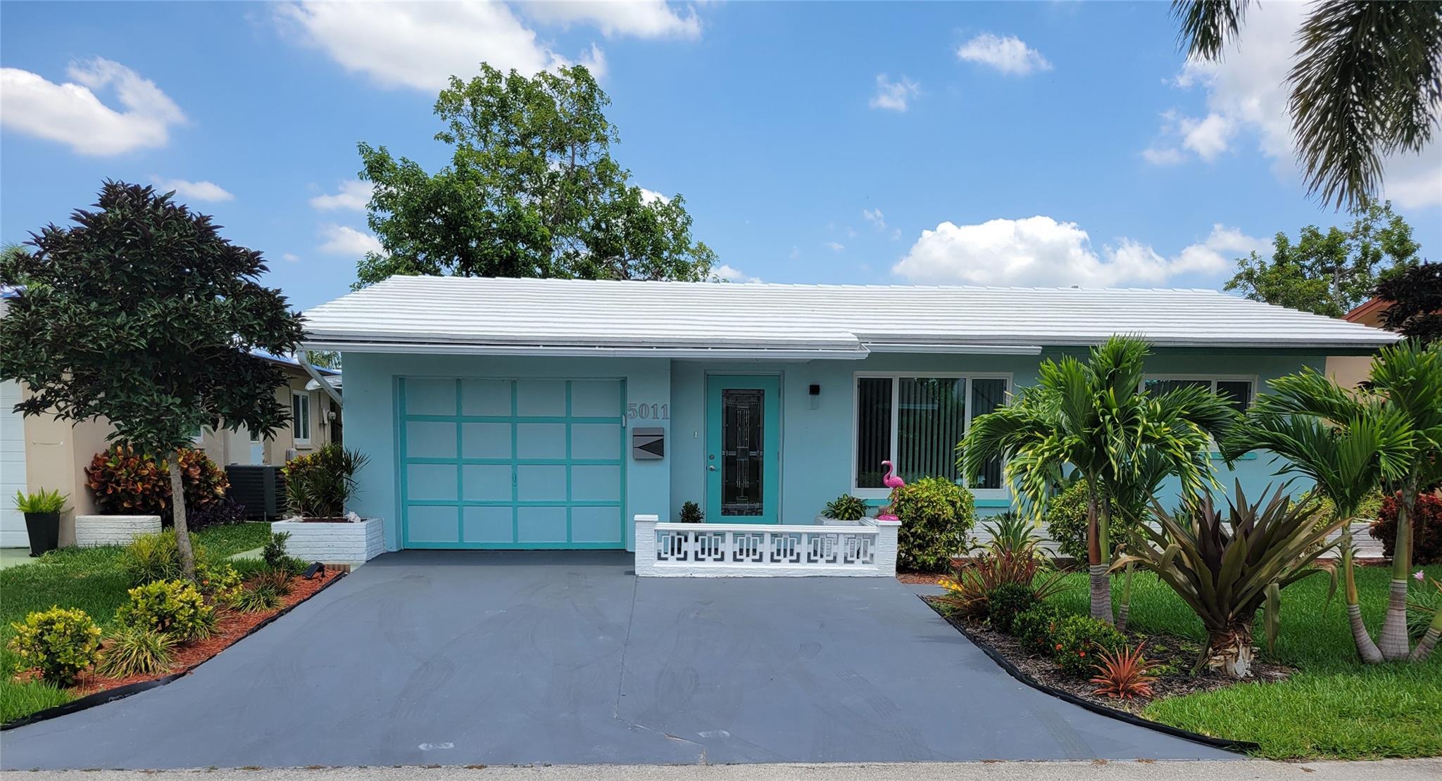 5011 Nw 50th Ct Tamarac FL 33319 | F10494882