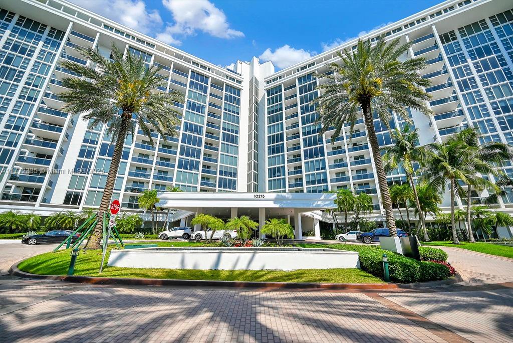 Apartamento à Venda em Bal Harbour, FL