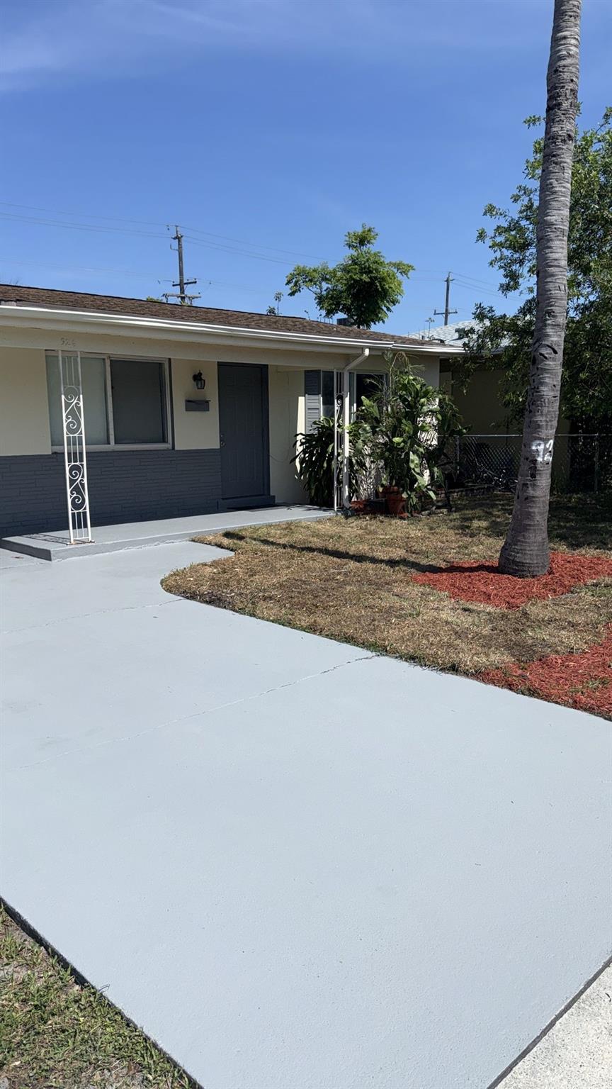 Homes for sale in Lake Worth Beach, FL | 926 S F Street, Lake Worth Beach, FL 33460 | MLS# F10495002