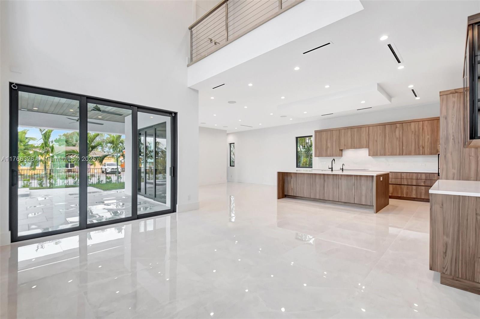 Homes for sale in Lake Worth, FL | 1419 N Lakeside Dr, Lake Worth, FL 33460 | MLS# A11766326