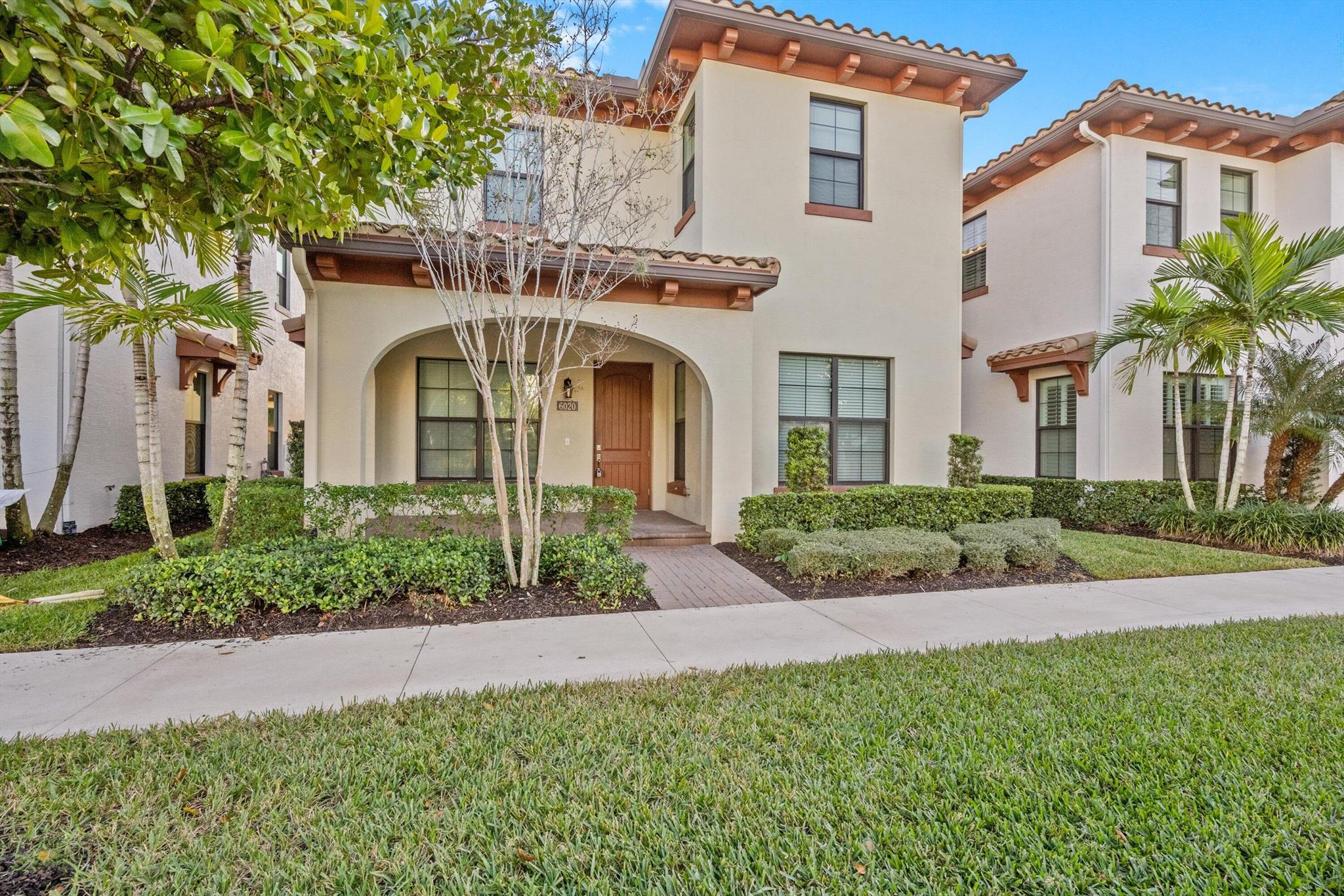 6020 Curie Place Palm Beach Gardens FL 33418 | R11076154