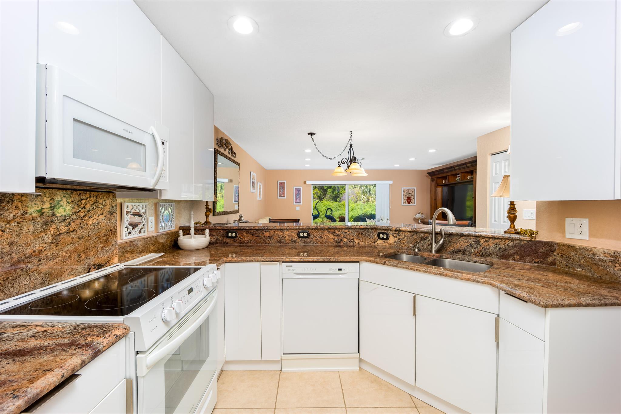 Homes for sale in Stuart, FL | 2974 Se Lexington Lakes Dr, Stuart, FL 34994 | MLS# R11076309