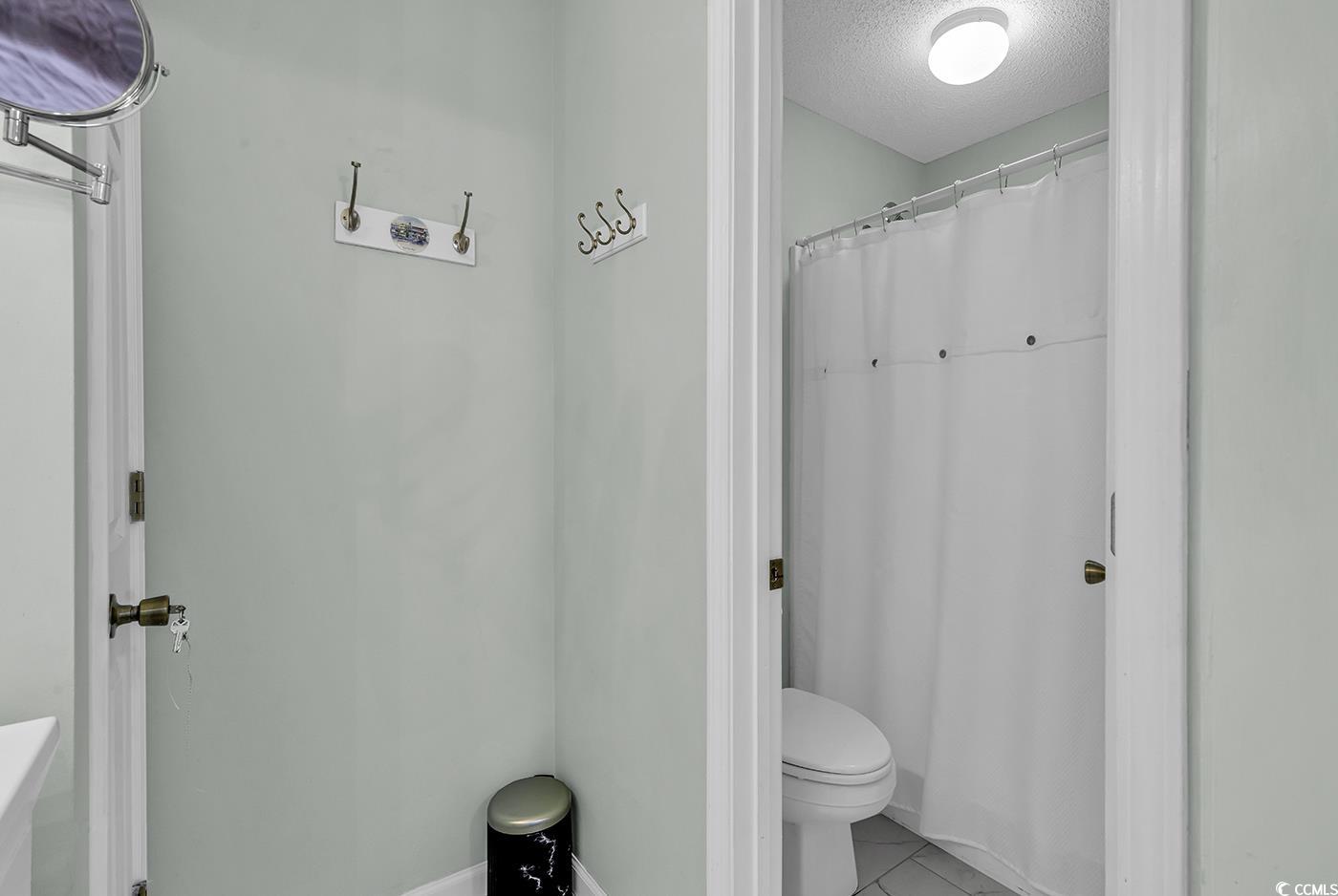 2507876 | Photo 13