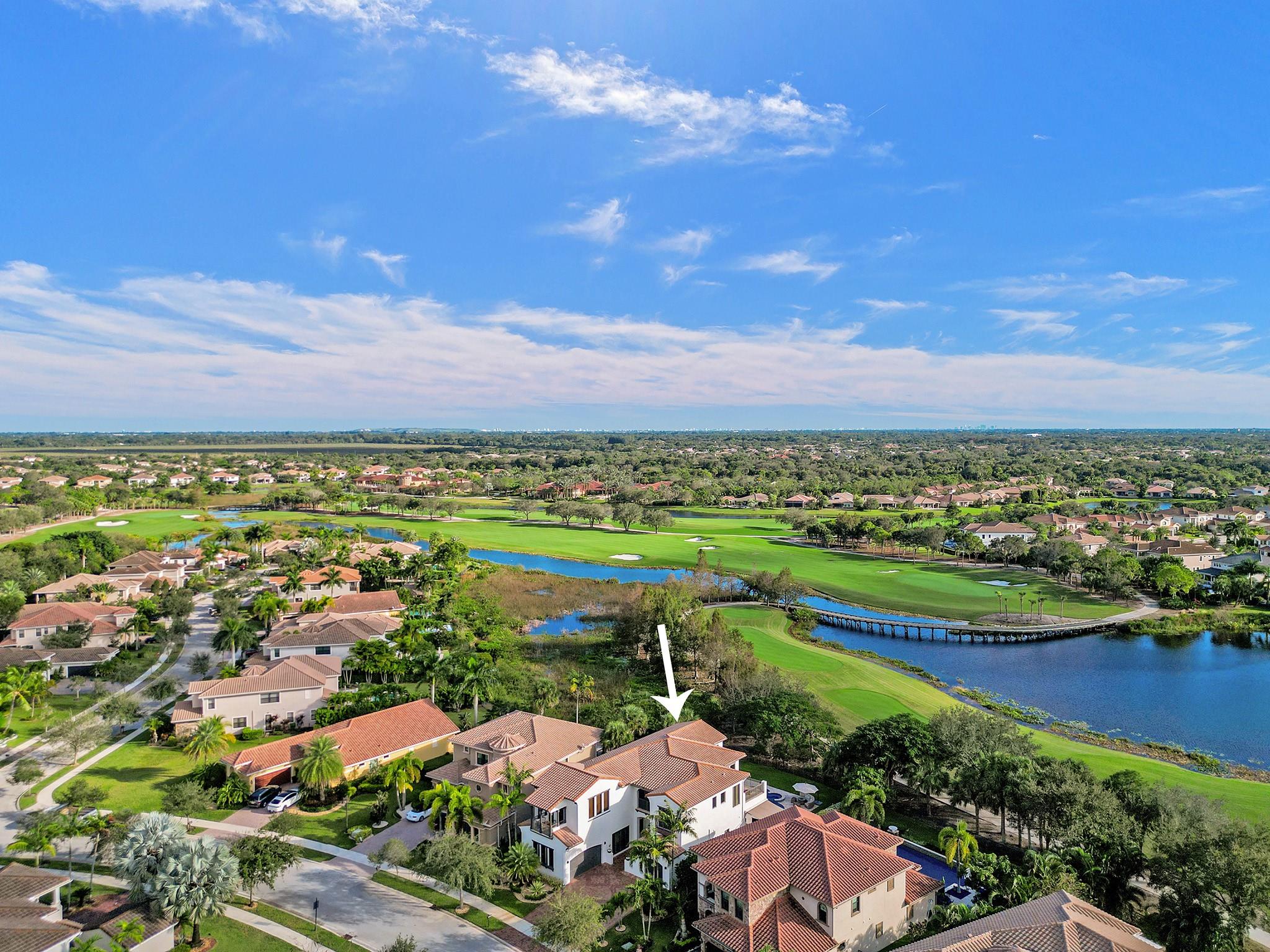 Whether or not you golf, everyone can appreciate the stunning view.