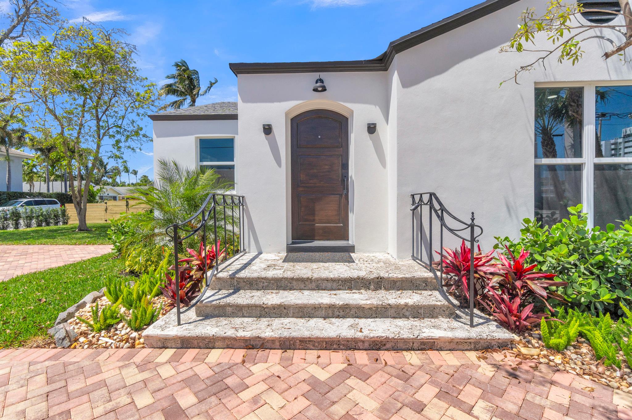 4015 Washington Road West Palm Beach FL 33405 | R11076605