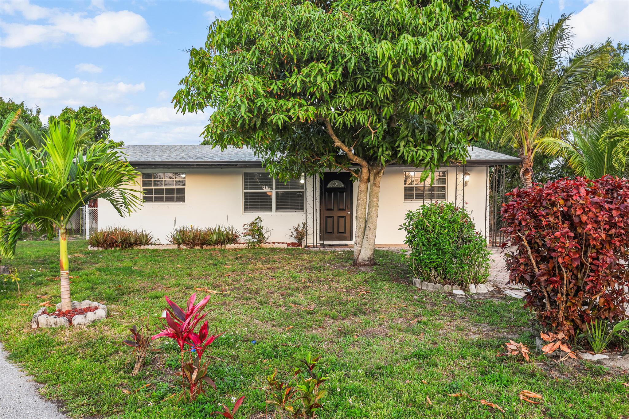 703 Snead Circle West Palm Beach FL 33417 | R11076669