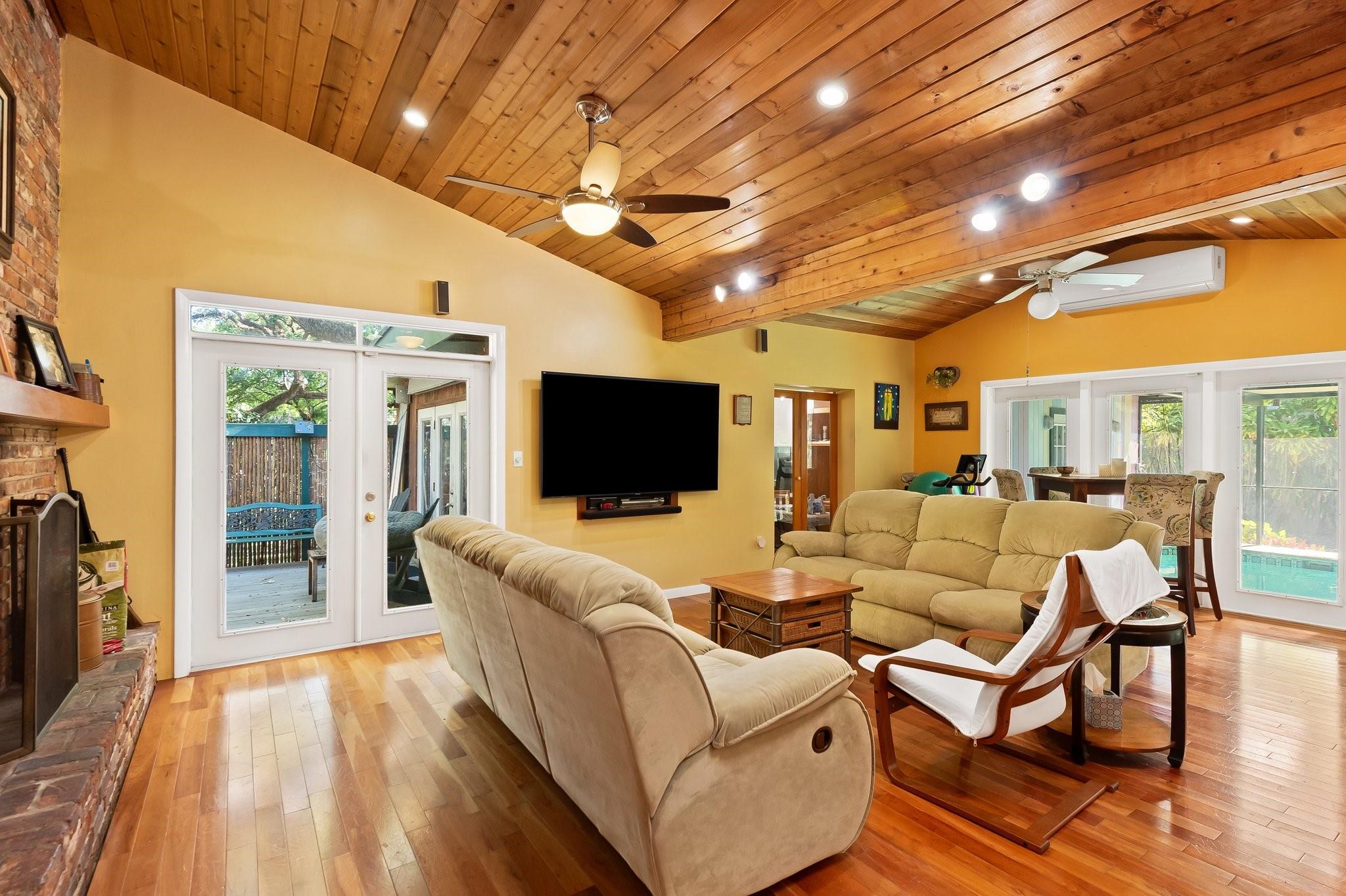 Homes for sale in Fort Lauderdale, FL | 5500 Woodland Ln, Fort Lauderdale, FL 33312 | MLS# F10495017