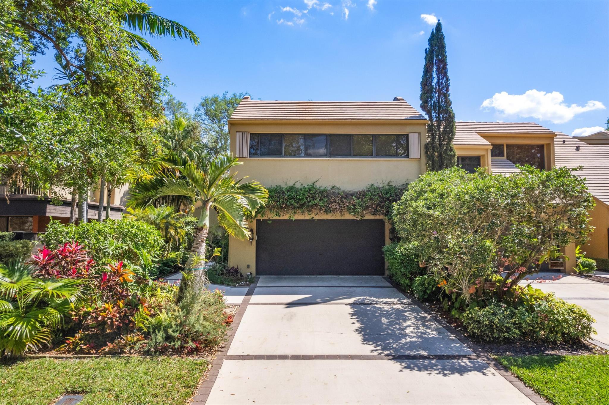 Homes for sale in Boca Raton, FL | 754 Saint Albans Dr, Boca Raton, FL 33486 | MLS# R11076907