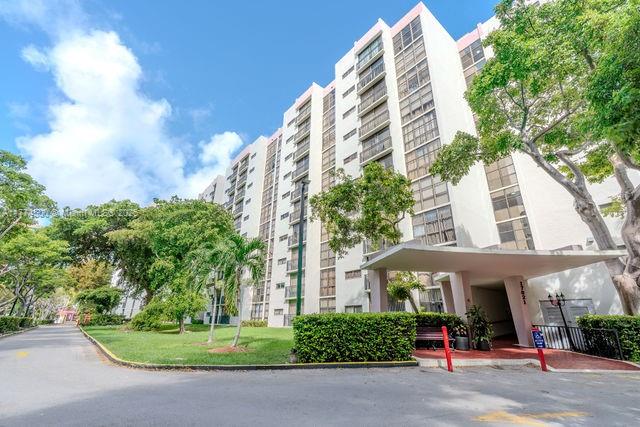 Plaza Of Americas Condo P