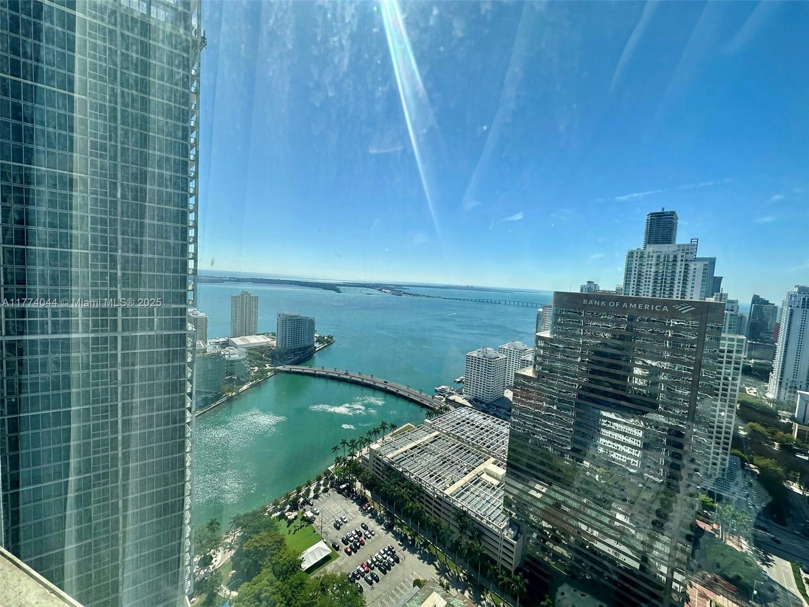 Condo for Sale in Miami, FL
