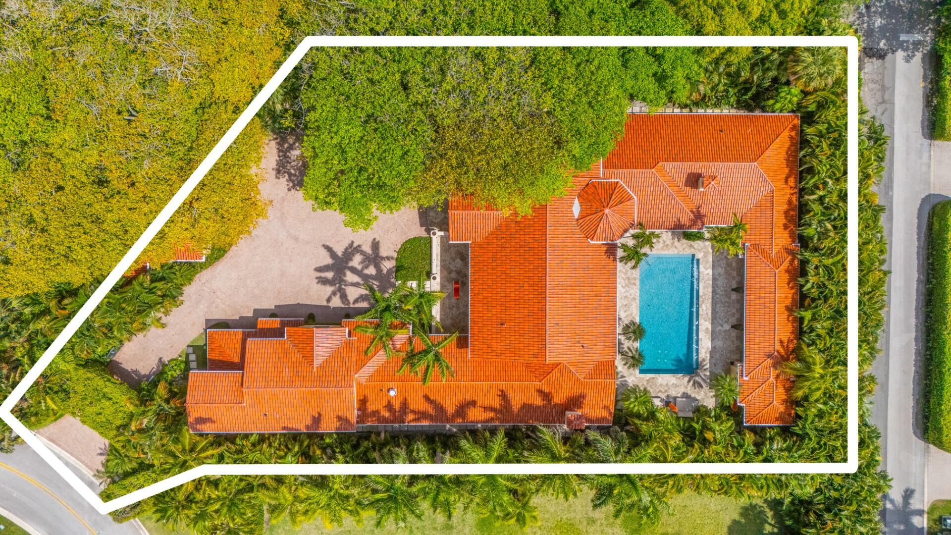 Homes for sale in Palm Beach, FL | 226 Via Las Brisas, Palm Beach, FL 33480 | MLS# R11077120