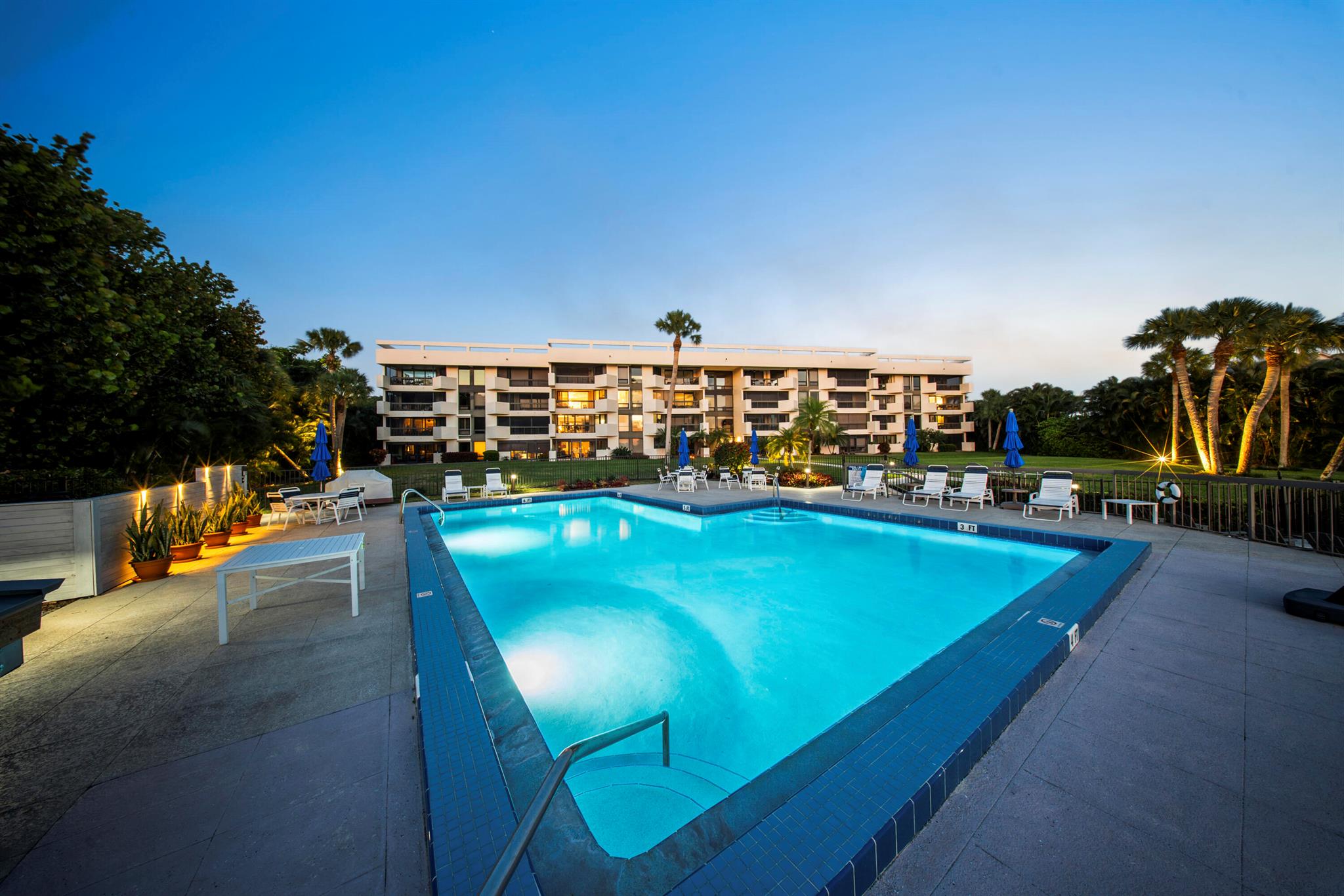 Homes for sale in Stuart, FL | 625 Nw North River Dr #308, Stuart, FL 34994 | MLS# R11077144