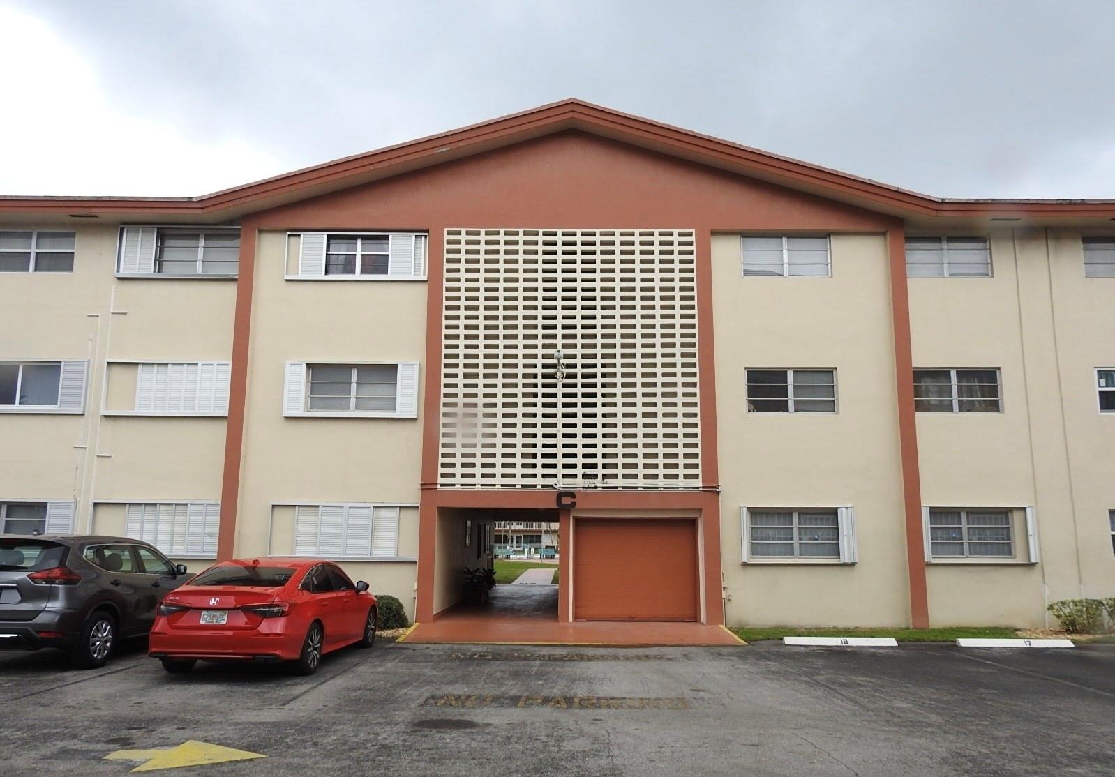 Homes for sale in Hollywood, FL | 5300 Washington St #C213, Hollywood, FL 33021 | MLS# F10495666