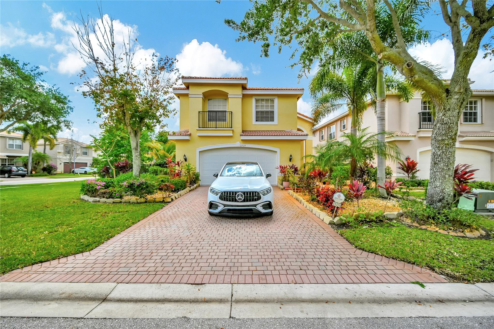 Homes for sale in Boynton Beach, FL | 11729 Rock Lake Ter, Boynton Beach, FL 33473 | MLS# F10495009