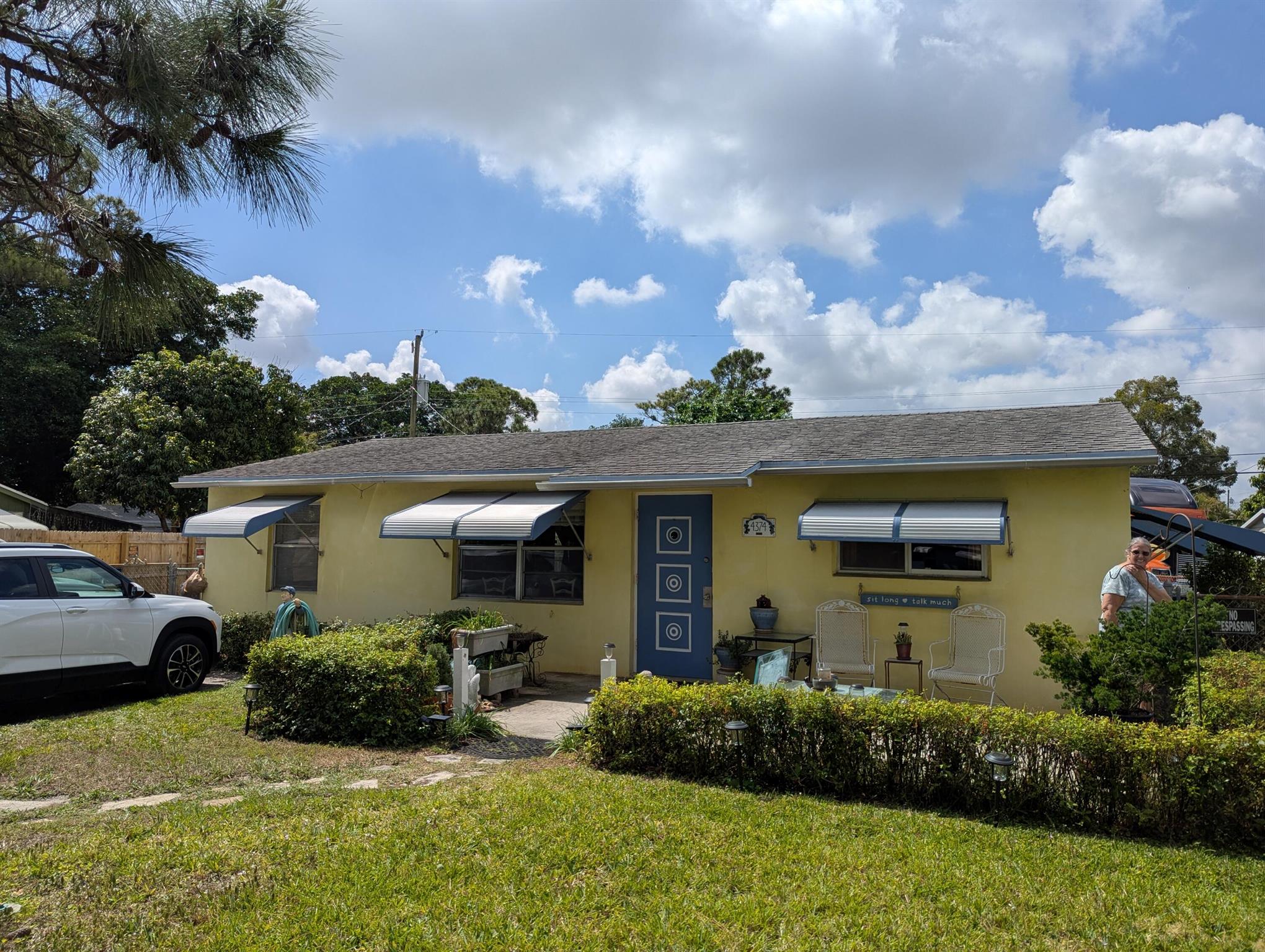 4374 Walnut Street, West Palm Beach, FL 33406, 2 Bedrooms , 1 Bathroom ,Single Family Residence,Sold,R11077392, Horizon Palm Realty Group