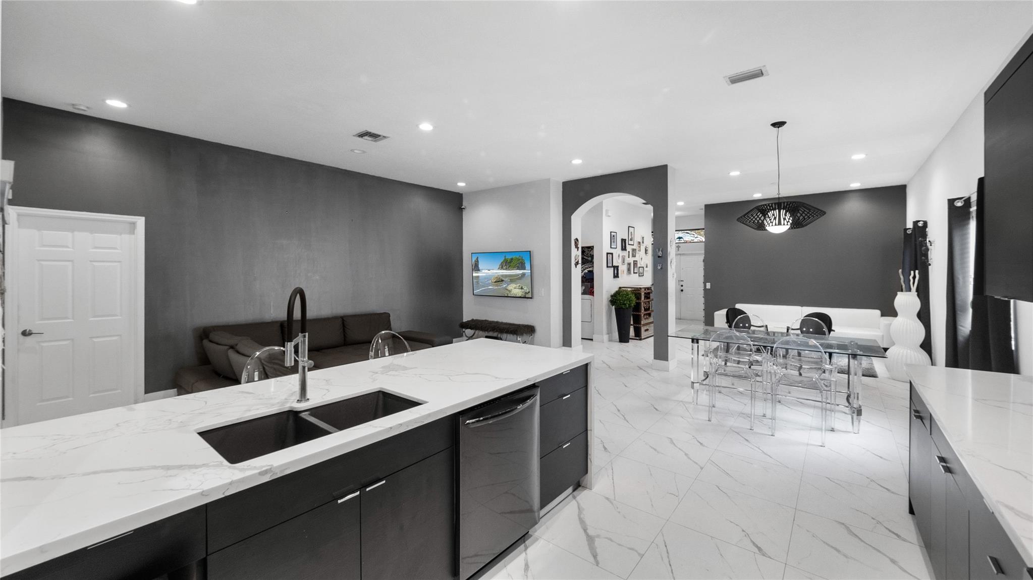 14062 Sw 32nd St Miramar FL 33027 | F10490593