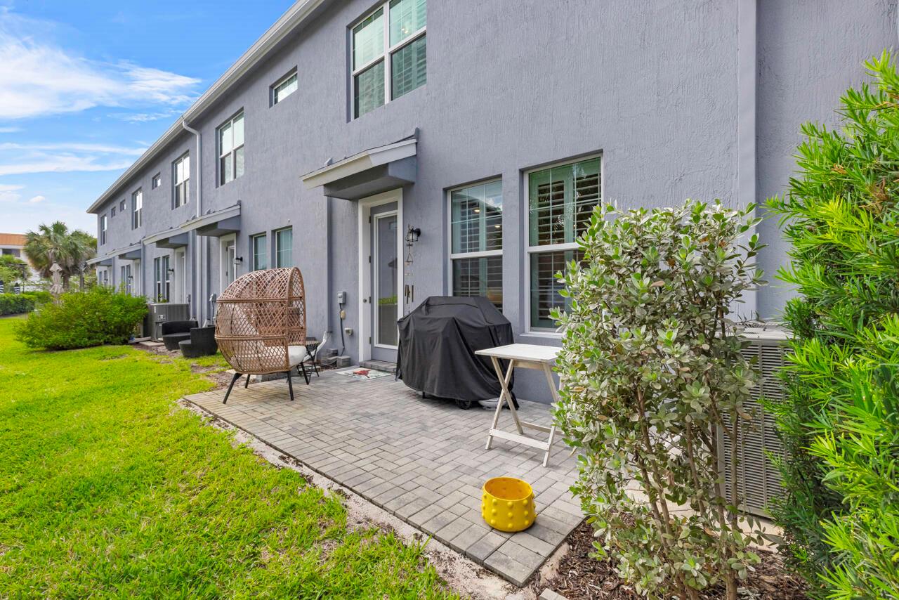 Homes for sale in Stuart, FL | 1810 Se Ocean Cove Way, Stuart, FL 34996 | MLS# R11077626