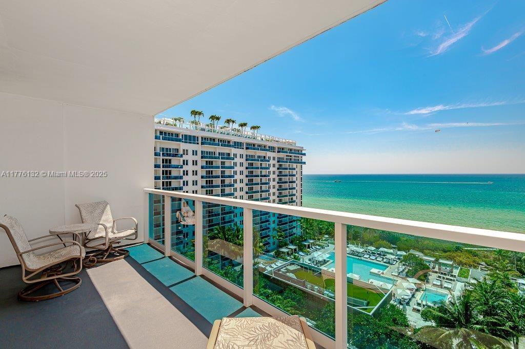 Roney Palace Condo