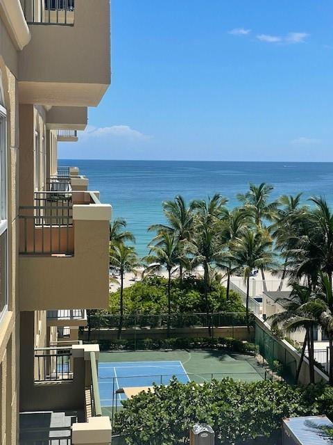 2080 Ocean Drive Condo