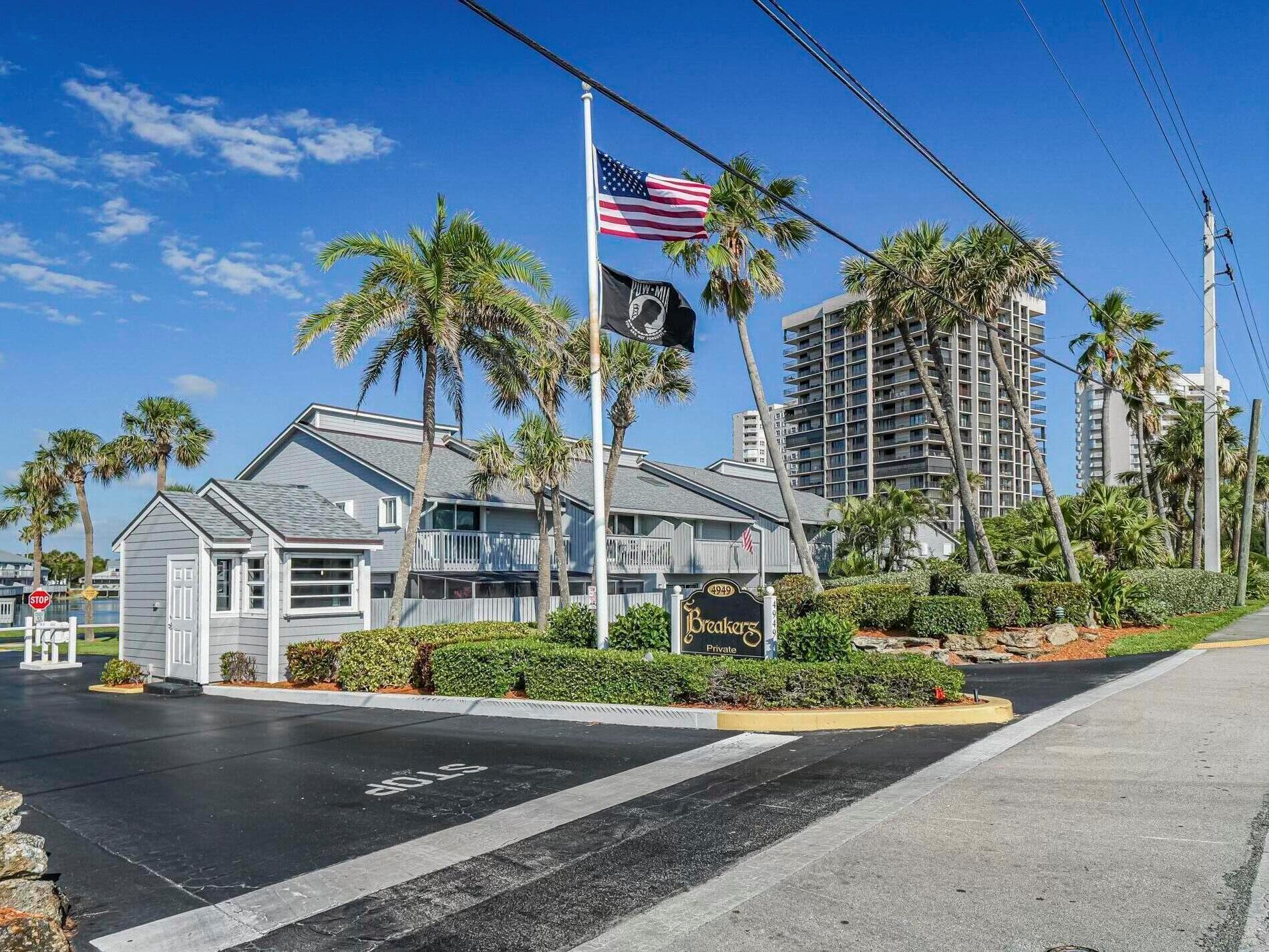 Homes for sale in Hutchinson Island, FL | 4949 N Hwy A1a #112, Hutchinson Island, FL 34949 | MLS# R11077957