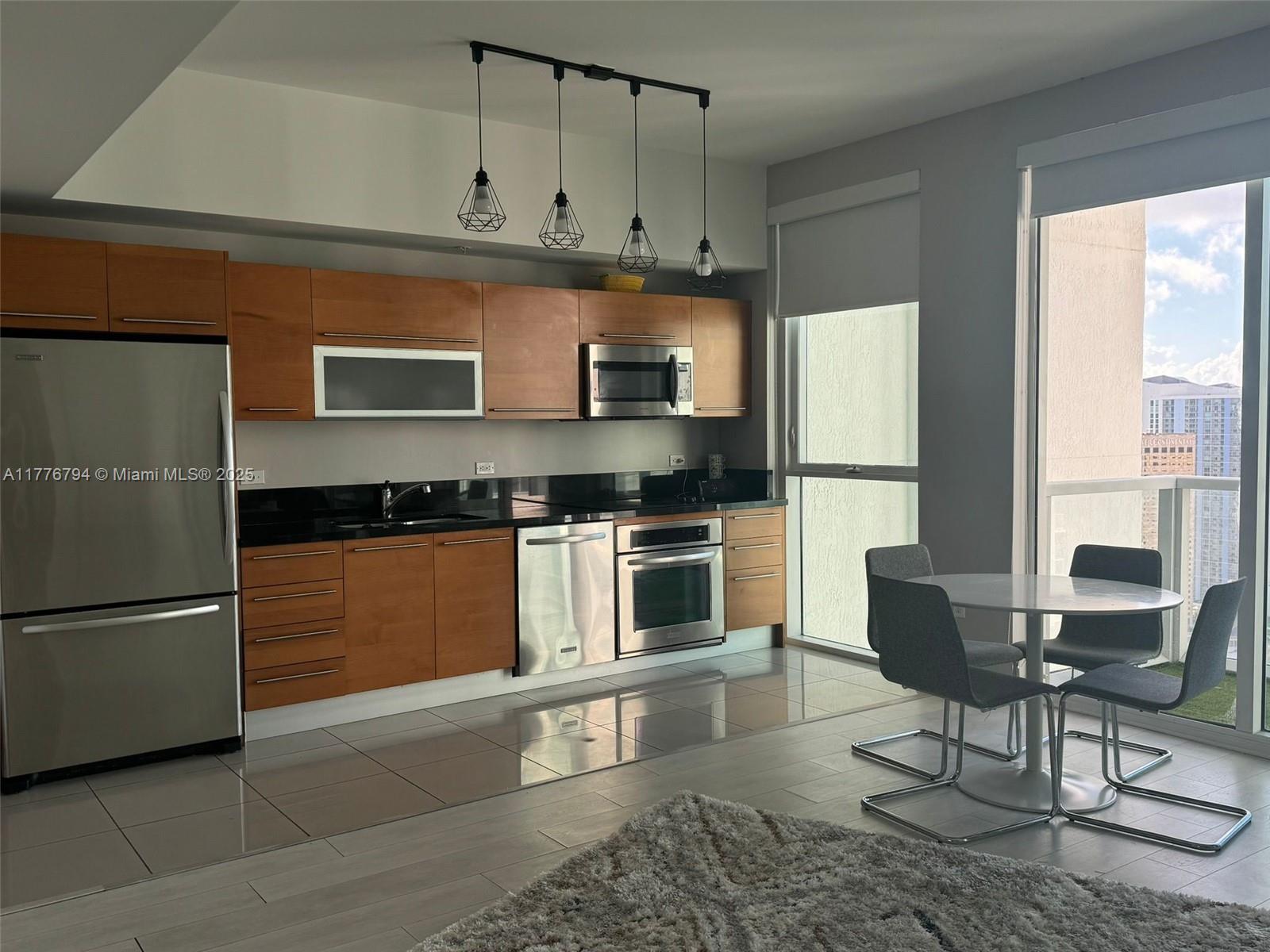 Vizcayne North Condo