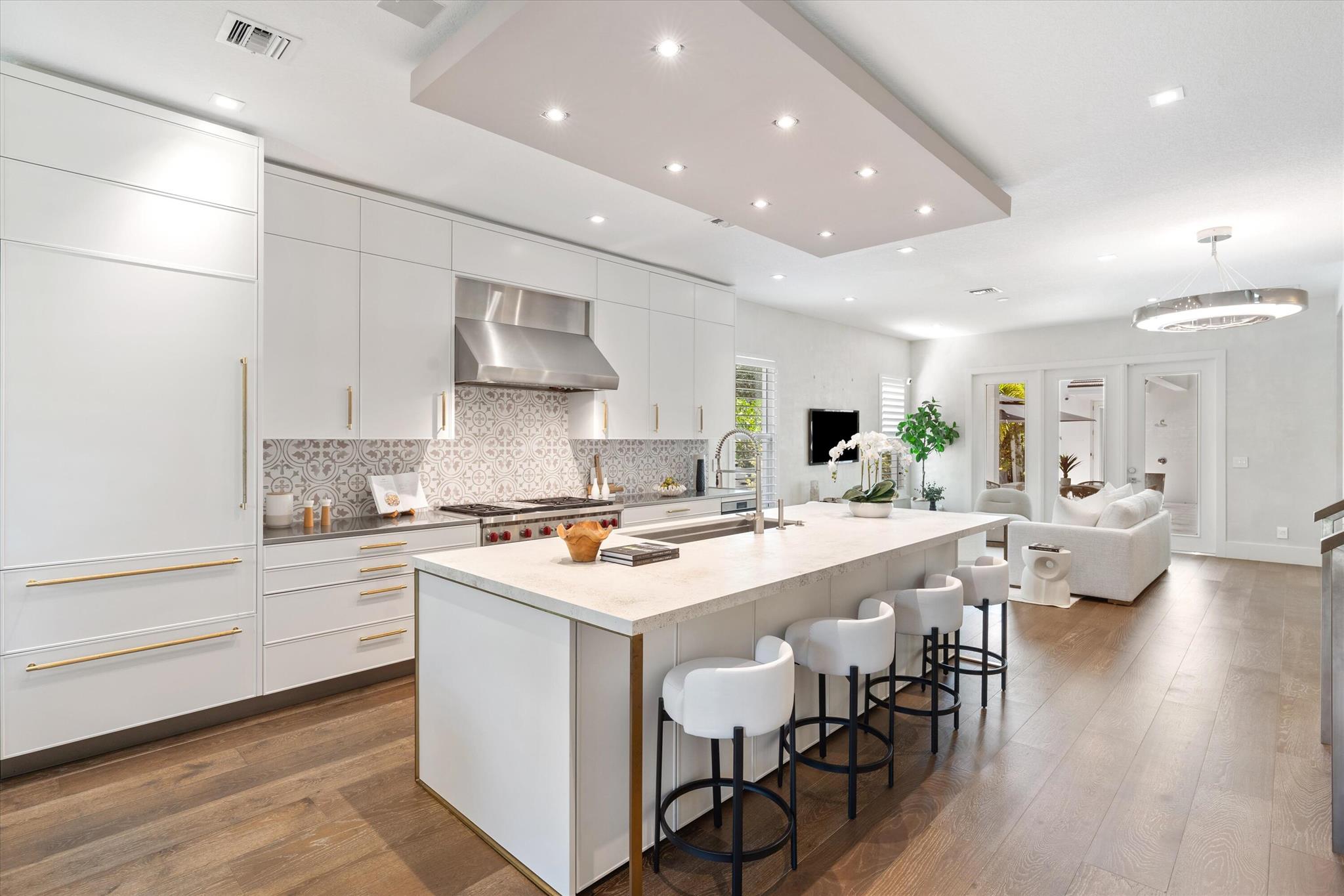 7033 Edison Place Palm Beach Gardens FL 33418 | R11078158