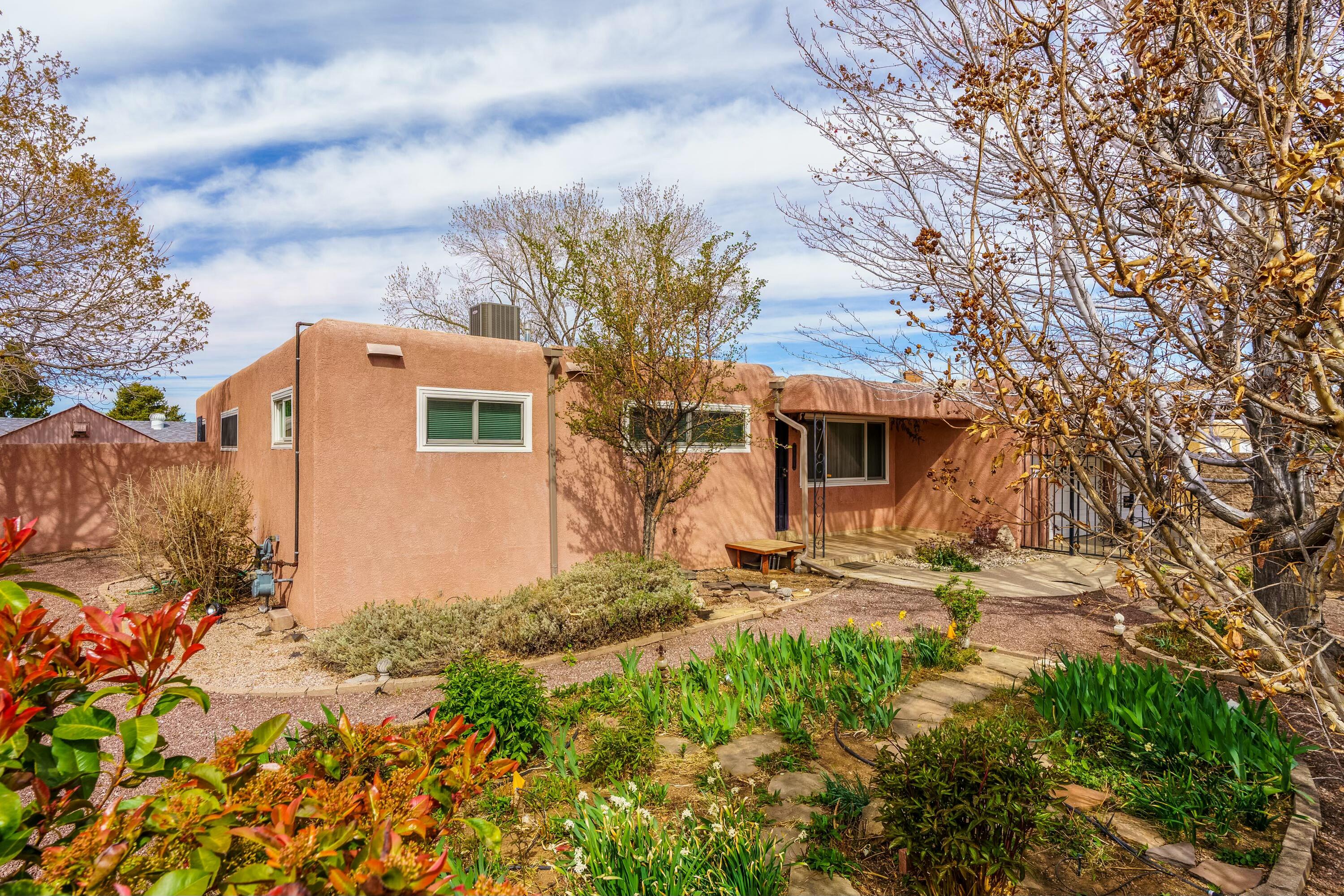 Homes for sale in Albuquerque, NM | 1801 June St Ne, Albuquerque, NM 87112 | MLS# 1081332