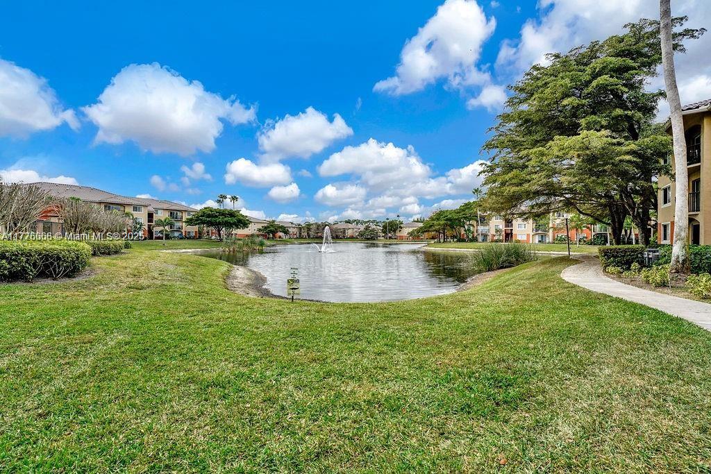 Homes for sale in West Palm Beach, FL | 4195 N Haverhill Rd #304, West Palm Beach, FL 33417 | MLS# A11776668