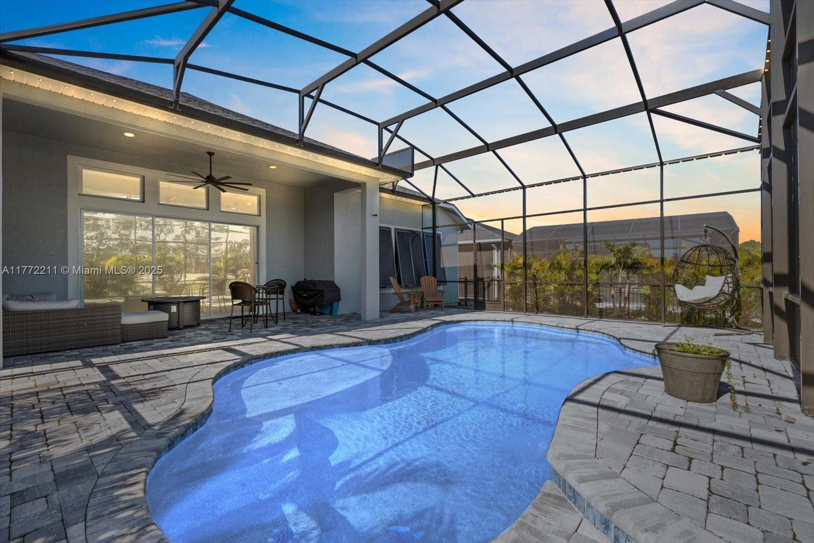 Homes for sale in Port Orange, FL | 6281 Woodhaven Village Dr, Port Orange, FL 32128 | MLS# A11772211