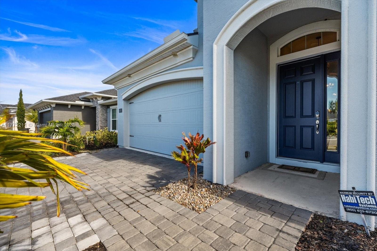 Homes for sale in Port Orange, FL | 6281 Woodhaven Village Dr, Port Orange, FL 32128 | MLS# A11772211