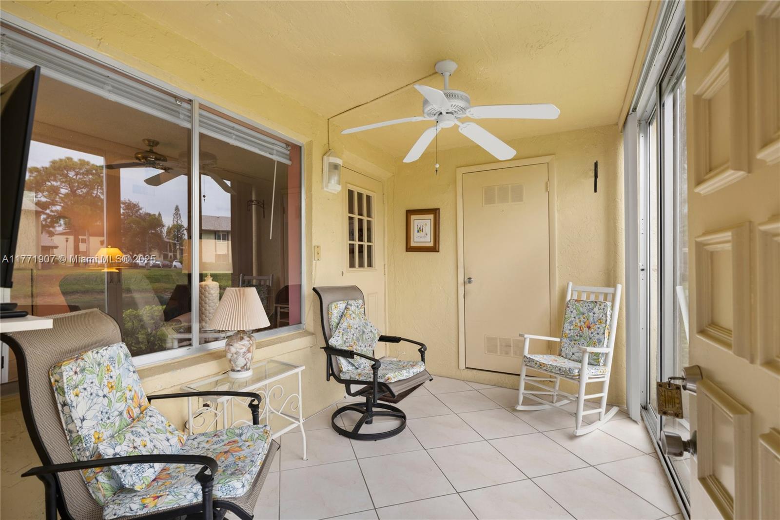 Homes for sale in Green Acres, FL | 336 Pine Ridge Cir #B-1, Green Acres, FL 33463 | MLS# A11771907