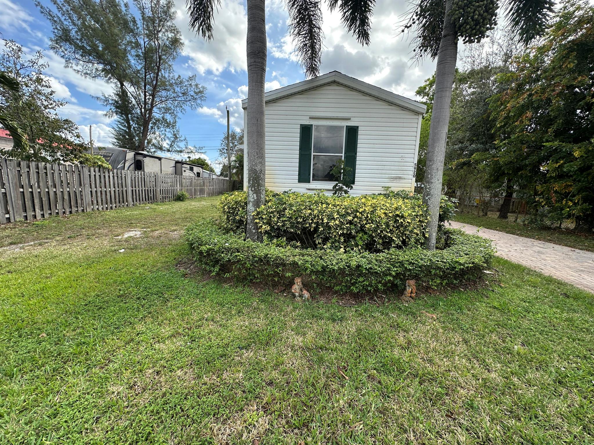 Homes for sale in West Palm Beach, FL | 5920 Cartier Road, West Palm Beach, FL 33417 | MLS# R11078640