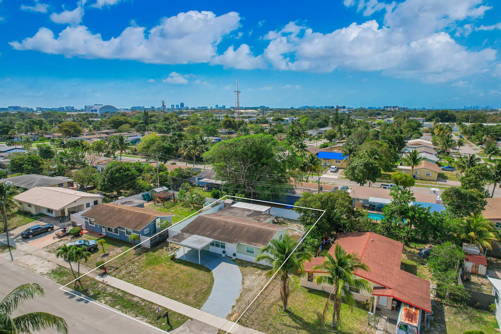 180 Nw Nw 18th Street Street Pompano Beach FL 33060 | R11078686