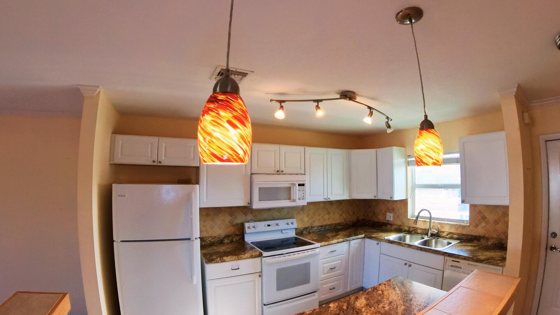 Homes for sale in North Palm Beach, FL | 236 Castlewood Dr #202, North Palm Beach, FL 33408 | MLS# R11078739