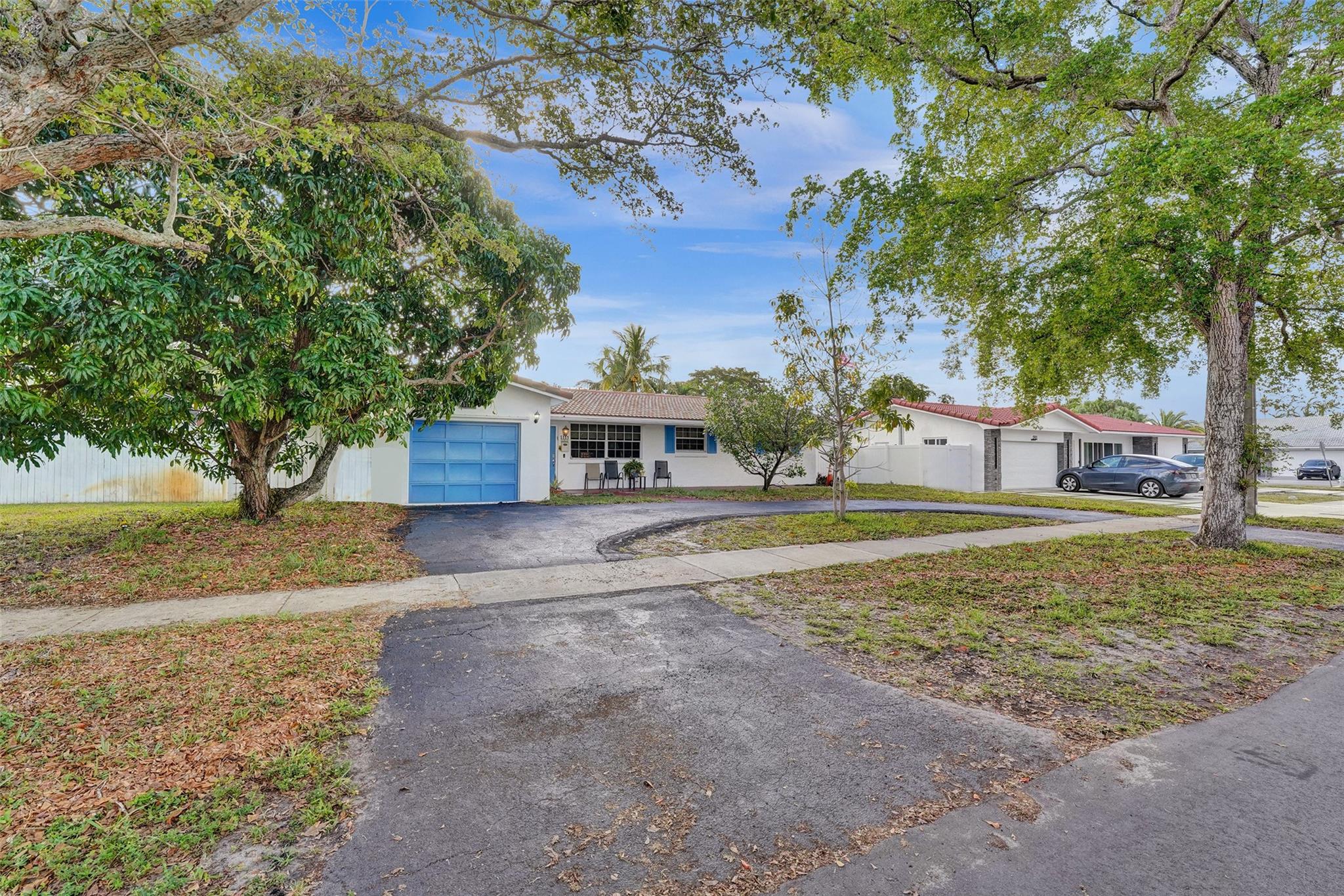 5111 Sarazen Dr Hollywood FL 33021 | F10496581