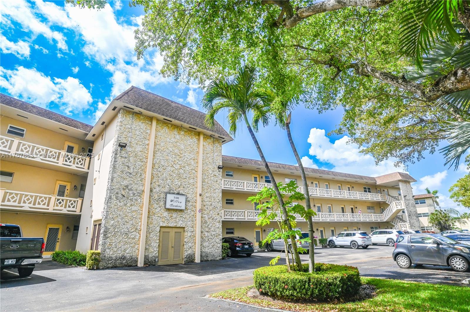 Willow Gardens Condo