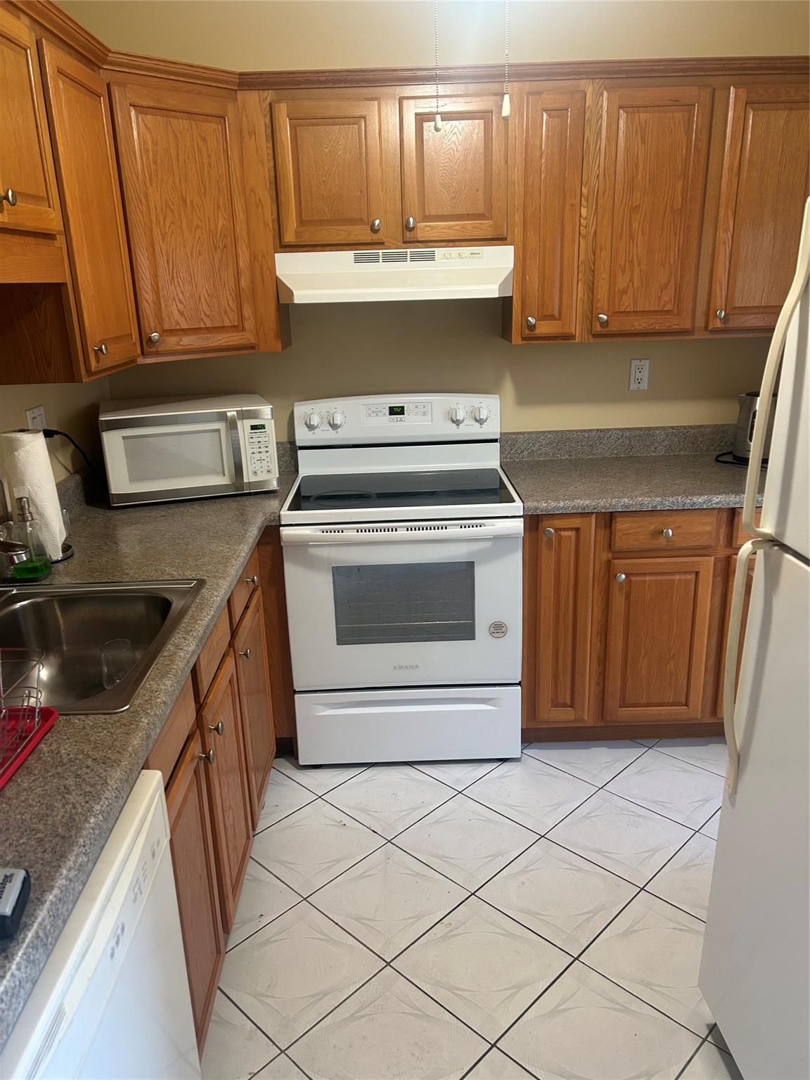 Homes for sale in Fort Lauderdale, FL | 4321 Nw 16Th St #202C, Fort Lauderdale, FL 33313 | MLS# F10496524