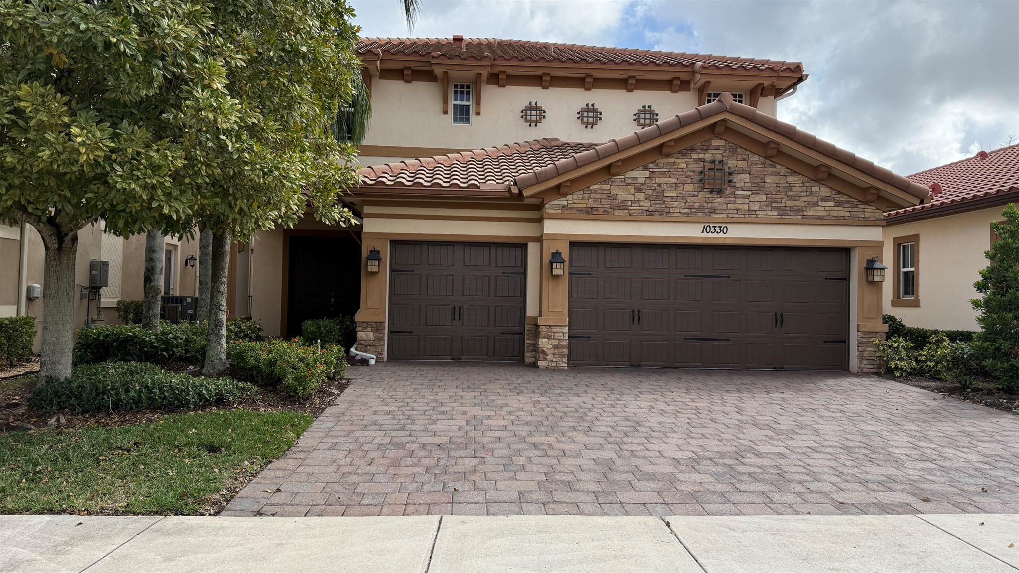 10330 LAKE VISTA COURT Parkland FL 33076 | F10496532